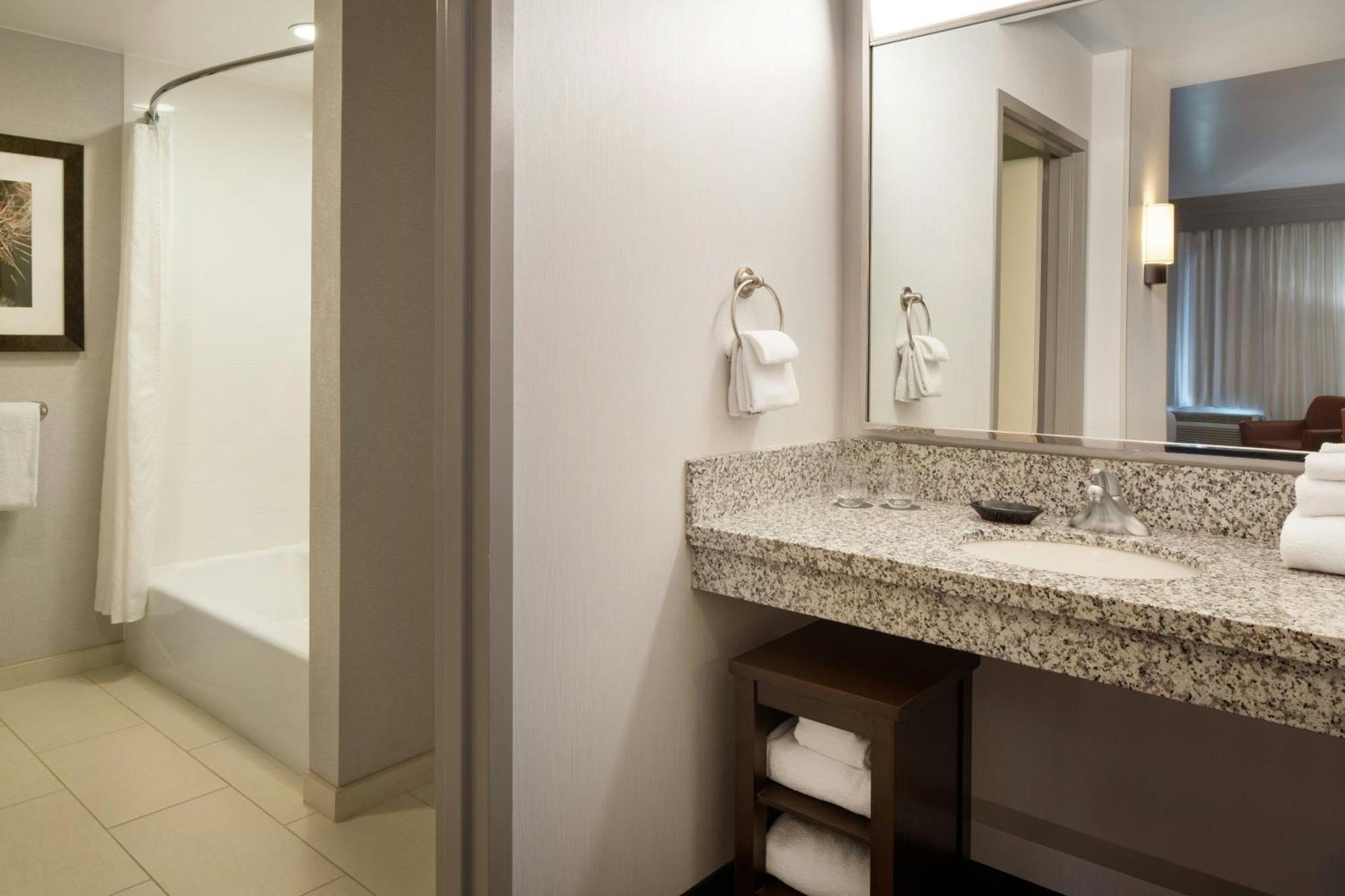 Courtyard By Marriott Scottsdale Salt River מראה חיצוני תמונה