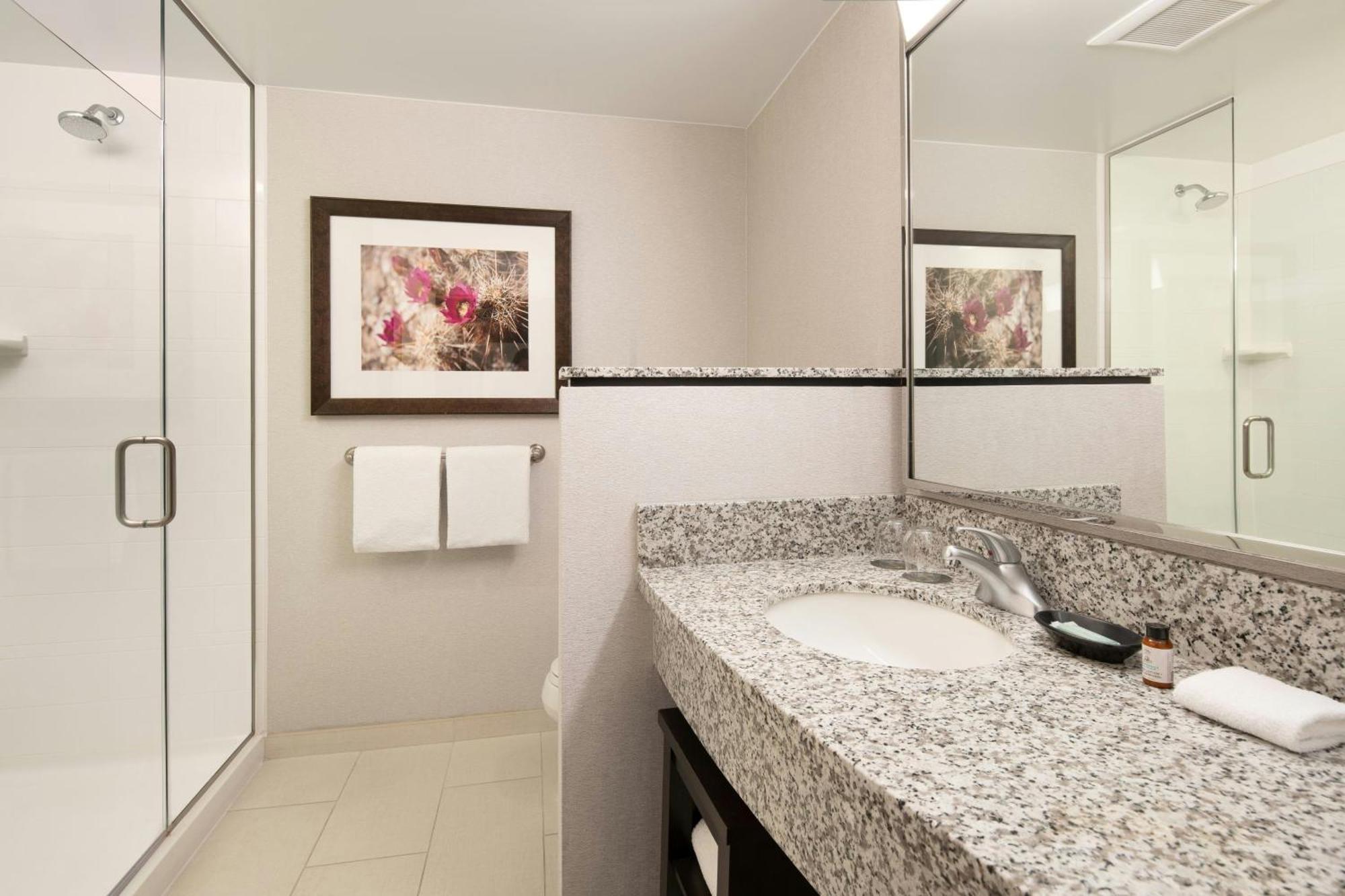 Courtyard By Marriott Scottsdale Salt River מראה חיצוני תמונה